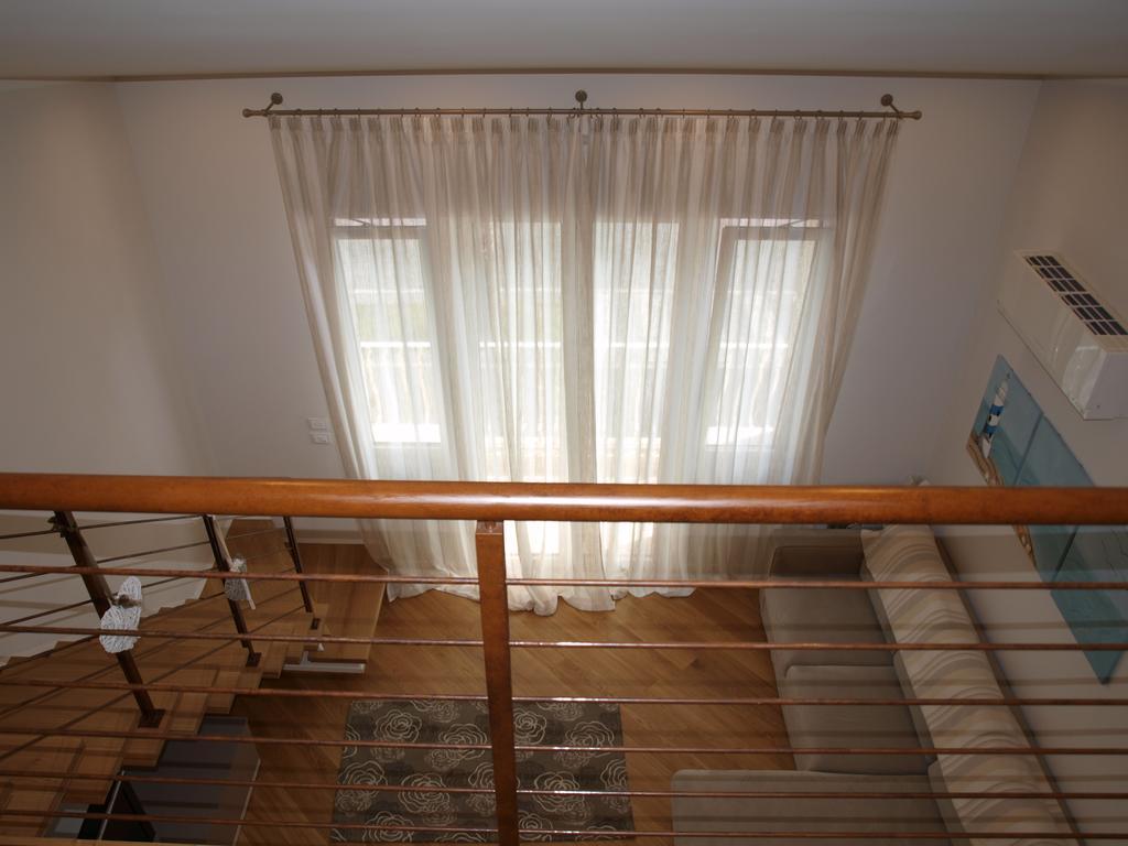 Il Pontile Holidays Apartment Marina di Pietrasanta Ruang foto