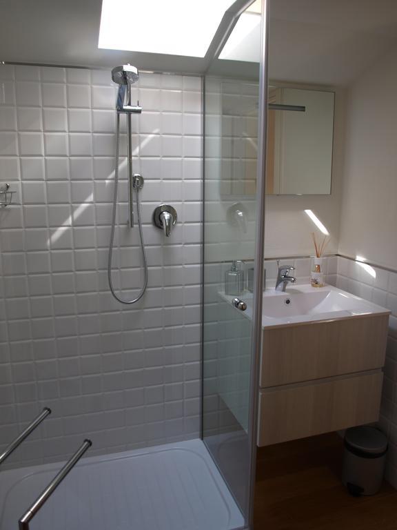Il Pontile Holidays Apartment Marina di Pietrasanta Ruang foto